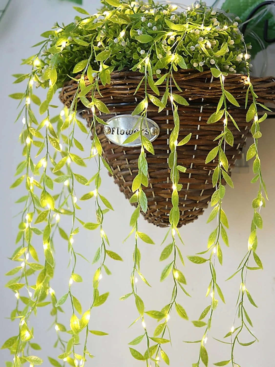 Battery Operated Vine Leaf Fairy String Light, Artificial Mehidi Pata Light for Flower Garland Hanging Plants for Indoor Use Wedding Party Decoration